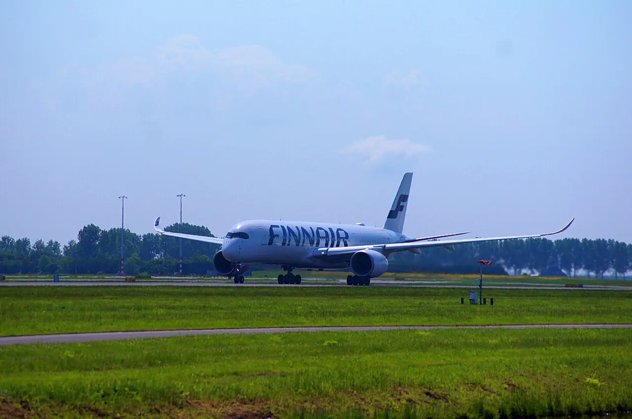 Flugzeug 10